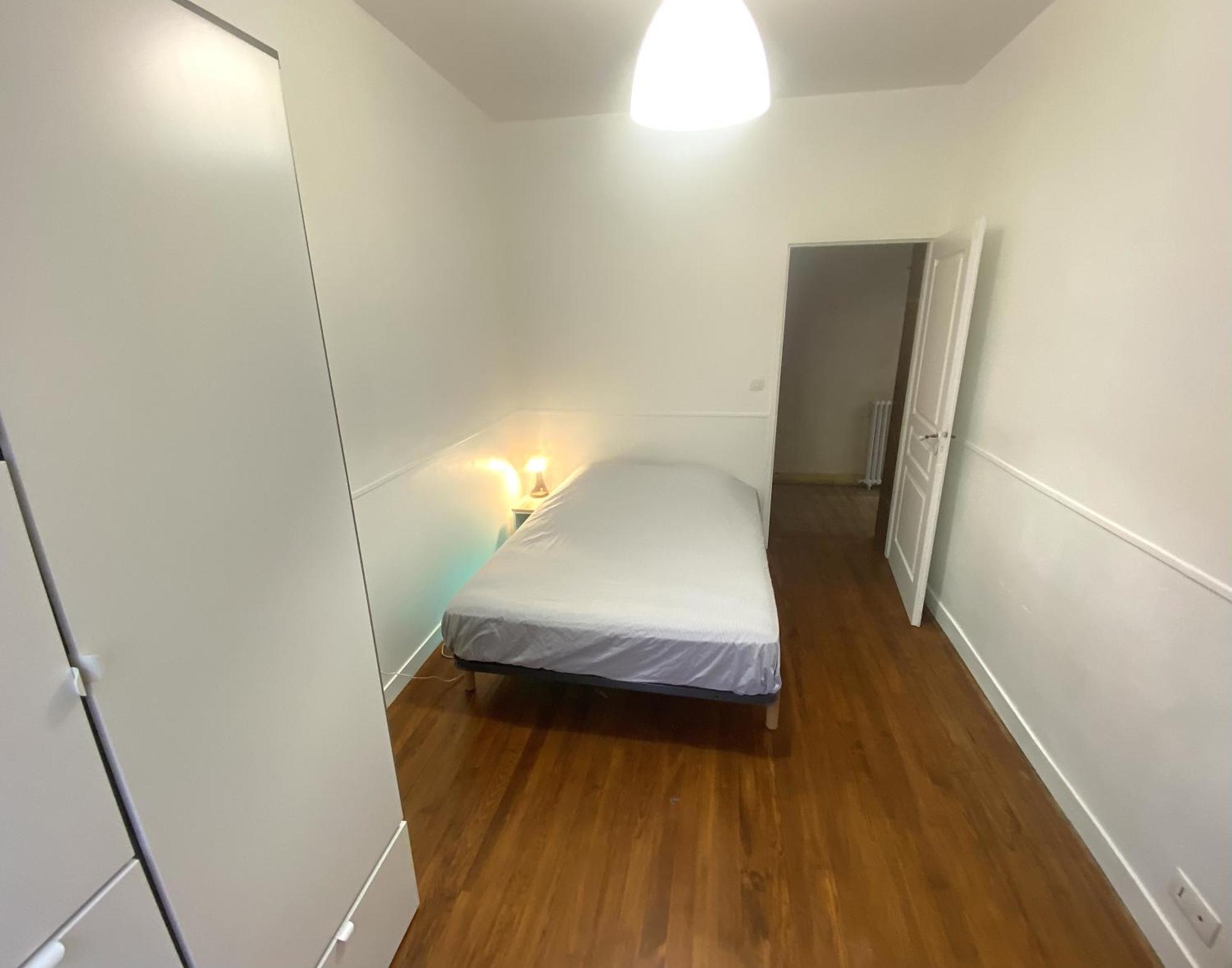 Floydroom'S Pau Chambre Hotes Dans Appartement Partage Proche Chateau Kültér fotó