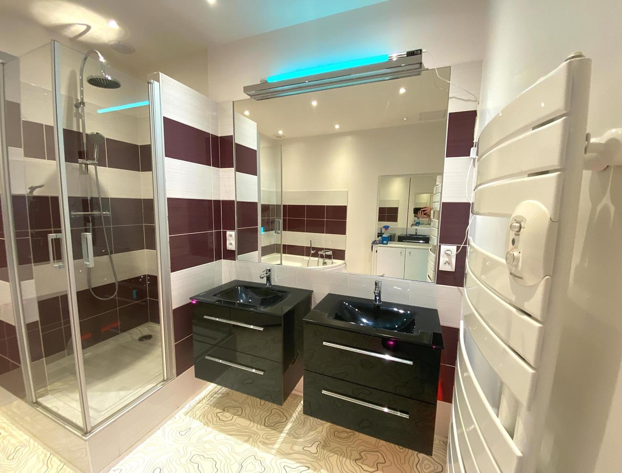 Floydroom'S Pau Chambre Hotes Dans Appartement Partage Proche Chateau Kültér fotó
